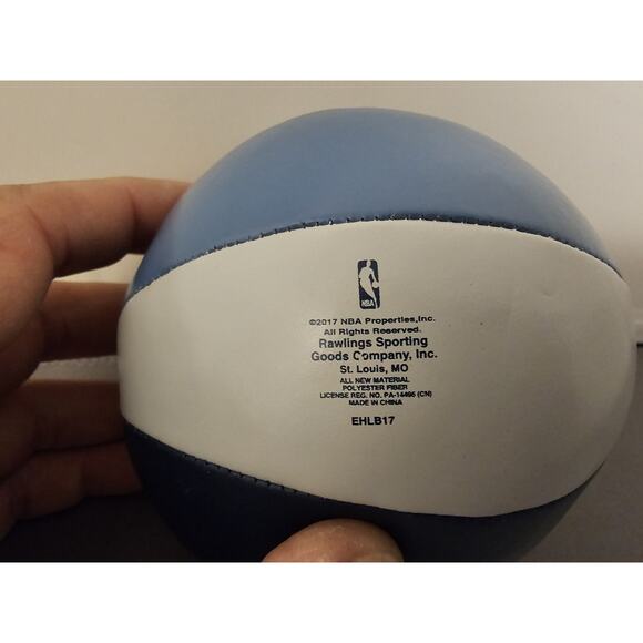 New 2017 Softee Basketball EHLB17 - Minnesota Timberwolves - NBA Licensed - Picture 3 of 5